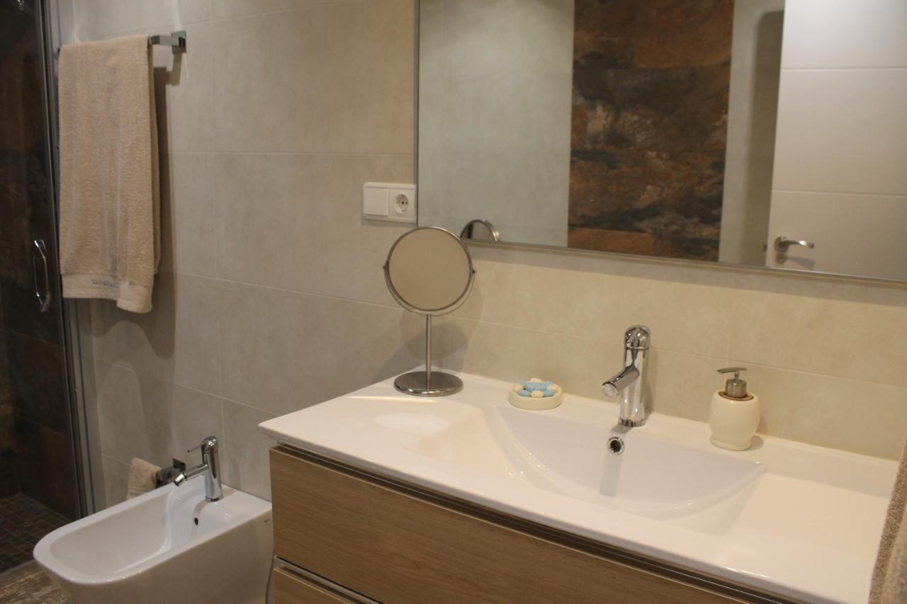 Amplio Apto Con Patio Privado Aranjuez Buitenkant foto